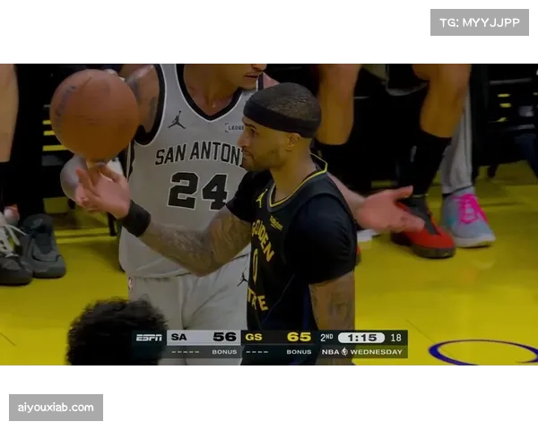 马刺年轻阵容通过流畅传导球打击对手轮转 马刺年轻阵容通过流畅传导球打击对手轮转